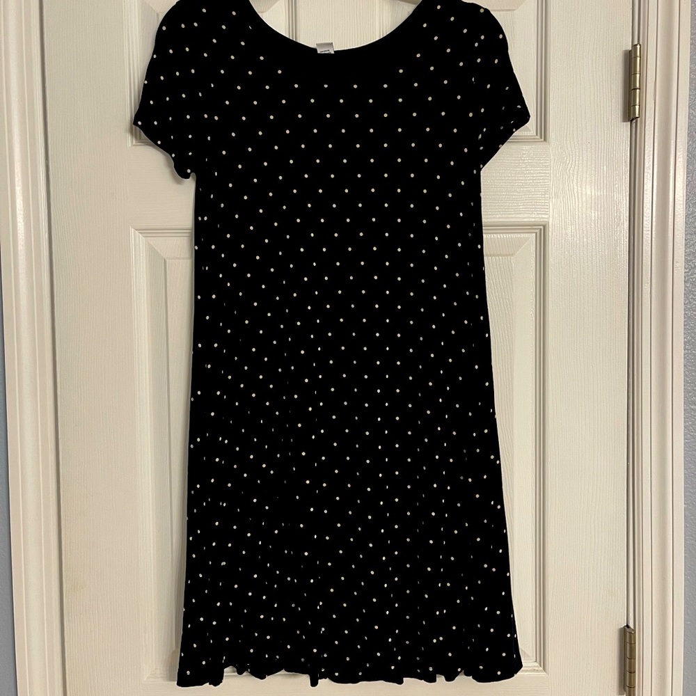 Old Navy Short sleeve swing dress black polka dots XS